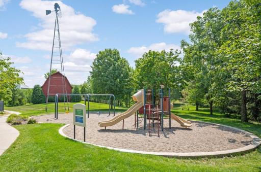 10165 Indigo Drive, Eden Prairie, MN 55347