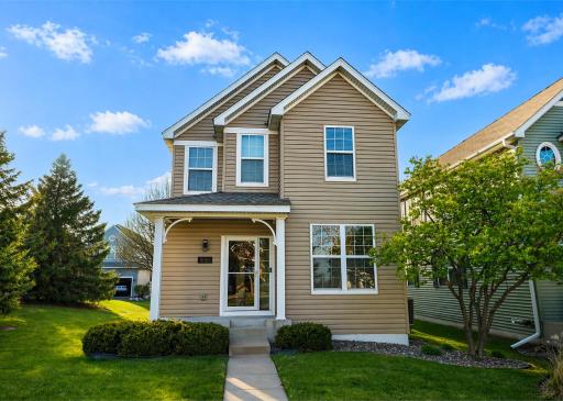 10165 Indigo Drive, Eden Prairie, MN 55347