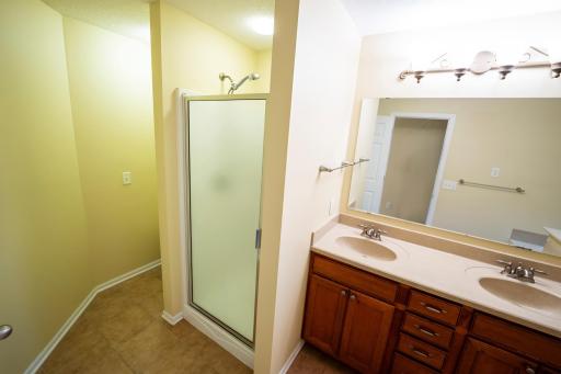10165 Indigo Drive, Eden Prairie, MN 55347