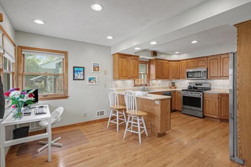 629 Saratoga Street S, Saint Paul, MN 55116