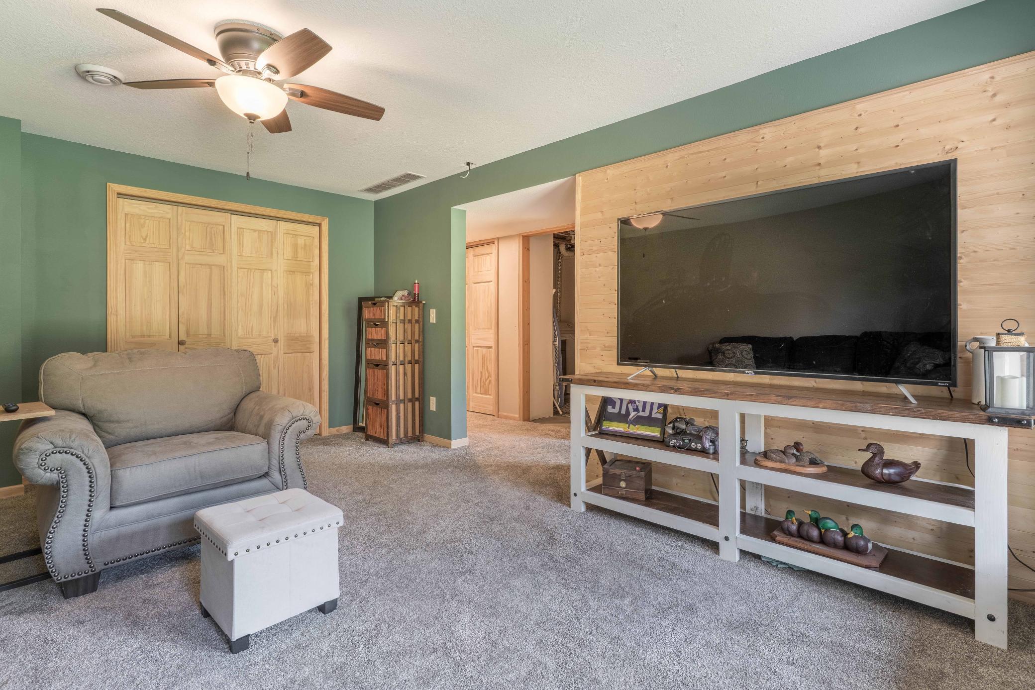 22939 510th Ave-436.jpg