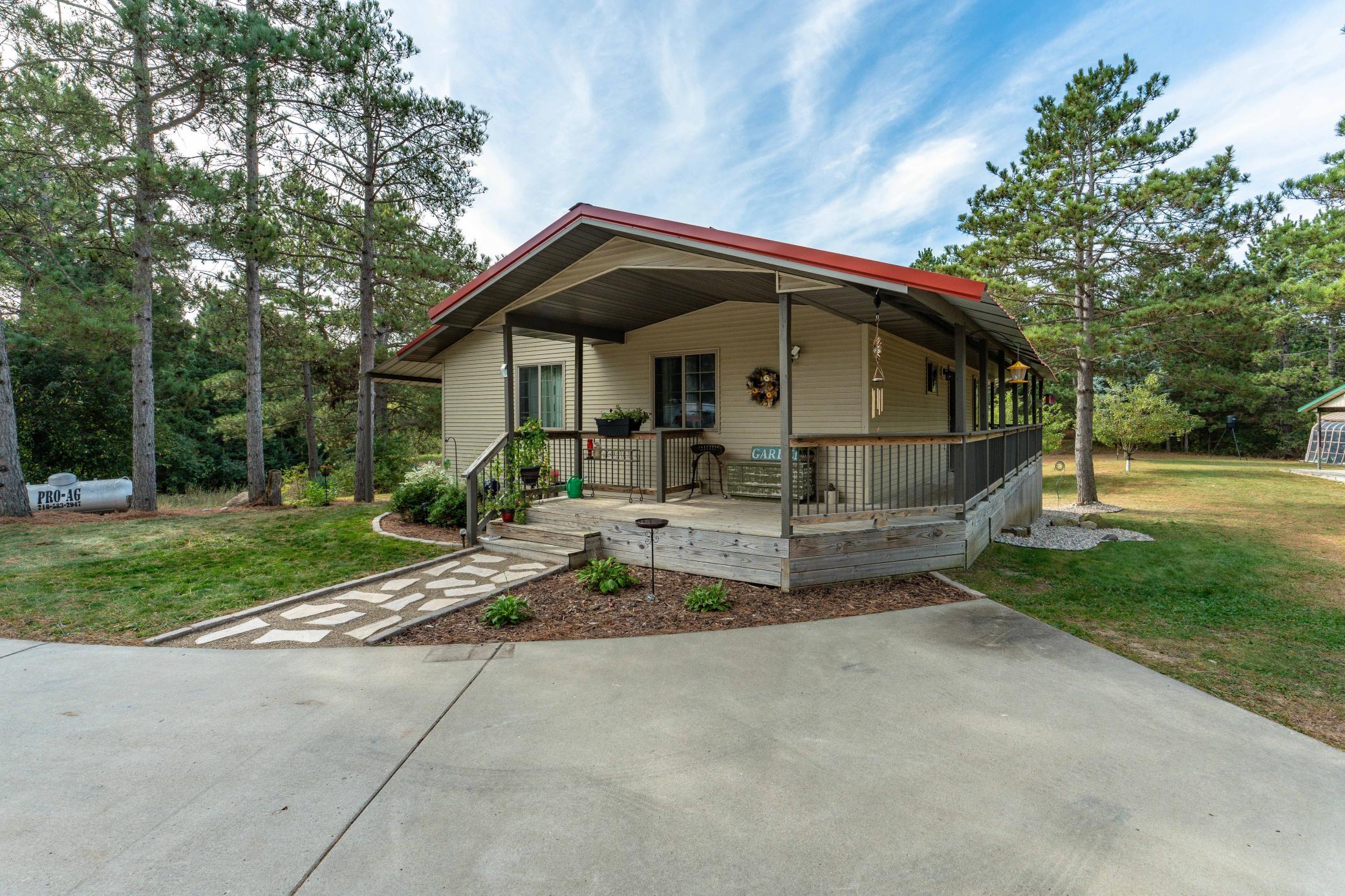 22939 510th Ave Henning-113.jpg