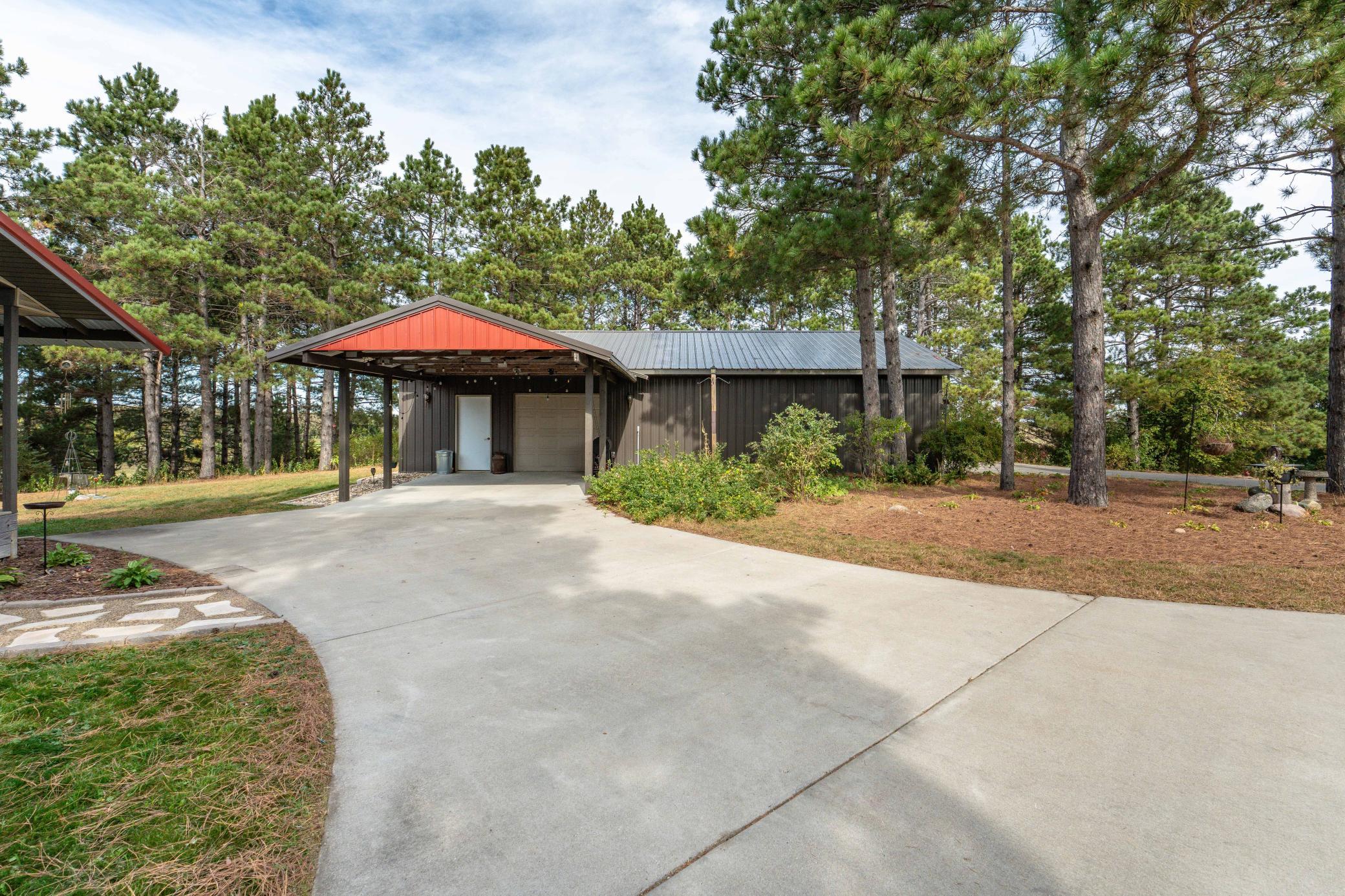 22939 510th Ave Henning-107.jpg