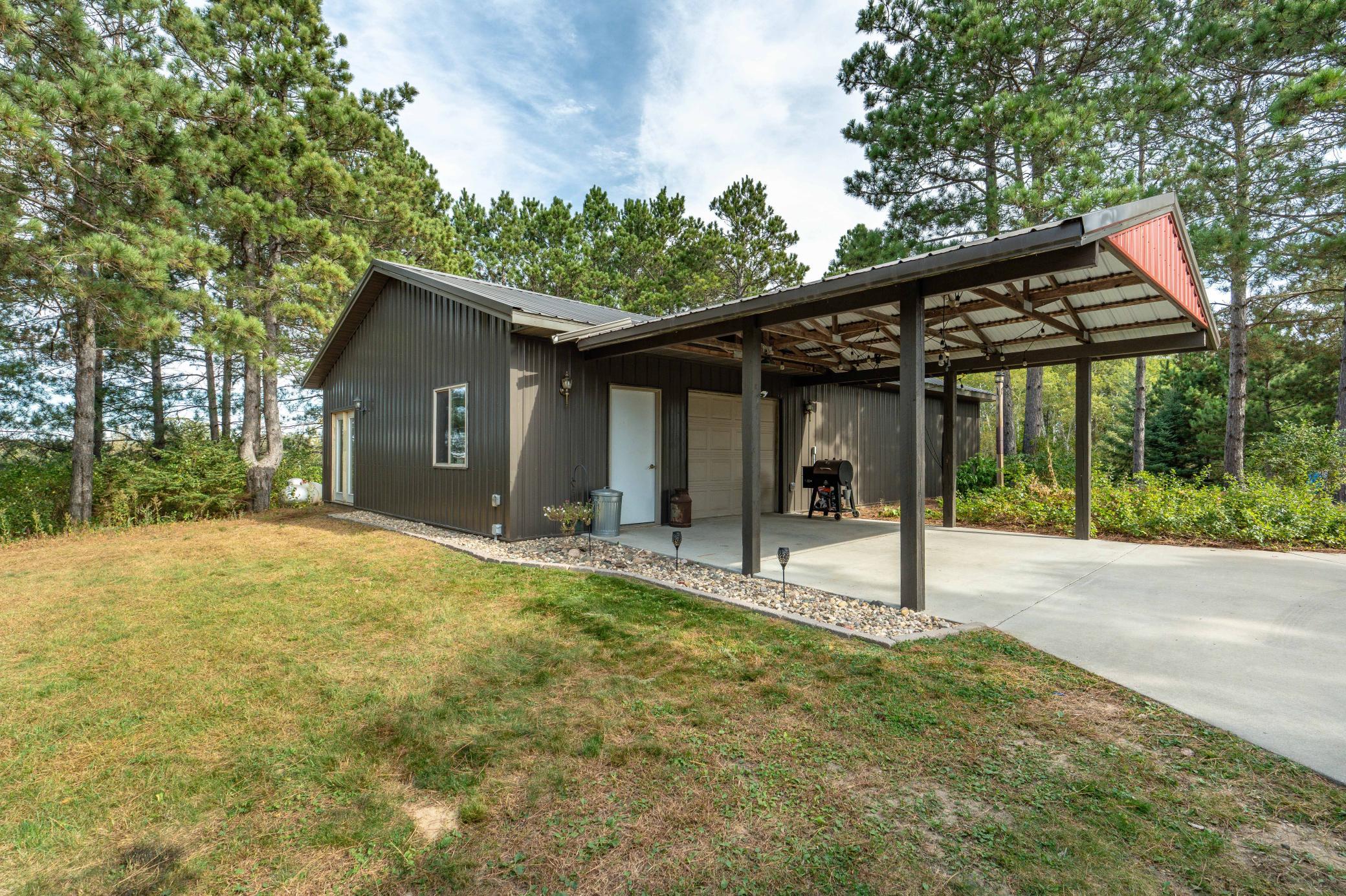 22939 510th Ave Henning-110.jpg