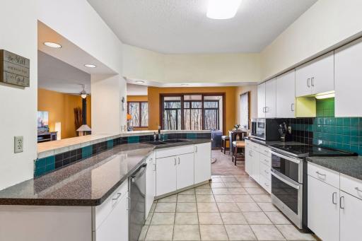 11620 Vista Drive, Hopkins, MN 55343