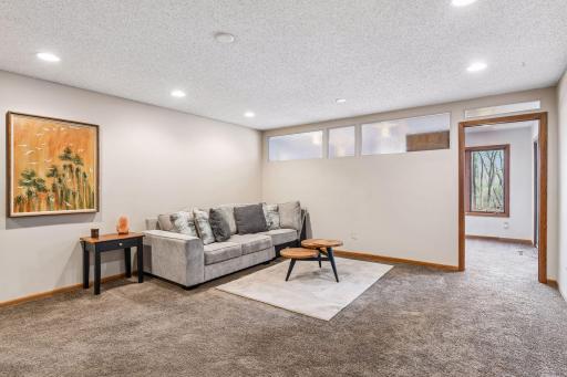 11620 Vista Drive, Hopkins, MN 55343