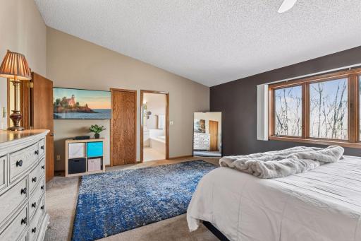11620 Vista Drive, Hopkins, MN 55343