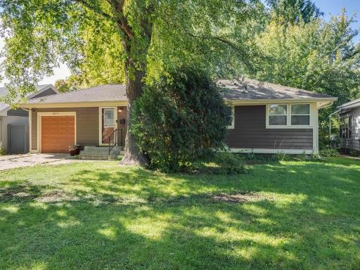 817 Vincent Avenue N, Minneapolis, MN 55411