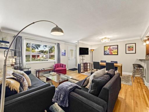 817 Vincent Avenue N, Minneapolis, MN 55411
