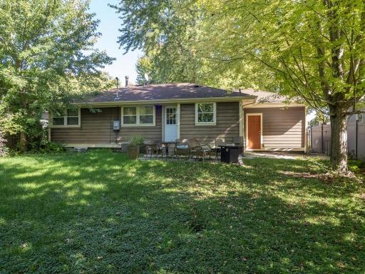 817 Vincent Avenue N, Minneapolis, MN 55411