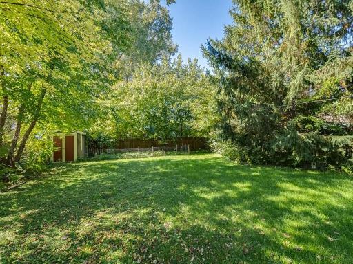 817 Vincent Avenue N, Minneapolis, MN 55411