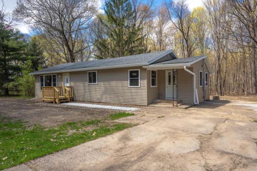 E5329 1370th Avenue, Ridgeland, WI 54763