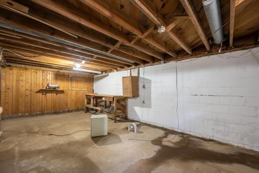 E5329 1370th Avenue, Ridgeland, WI 54763