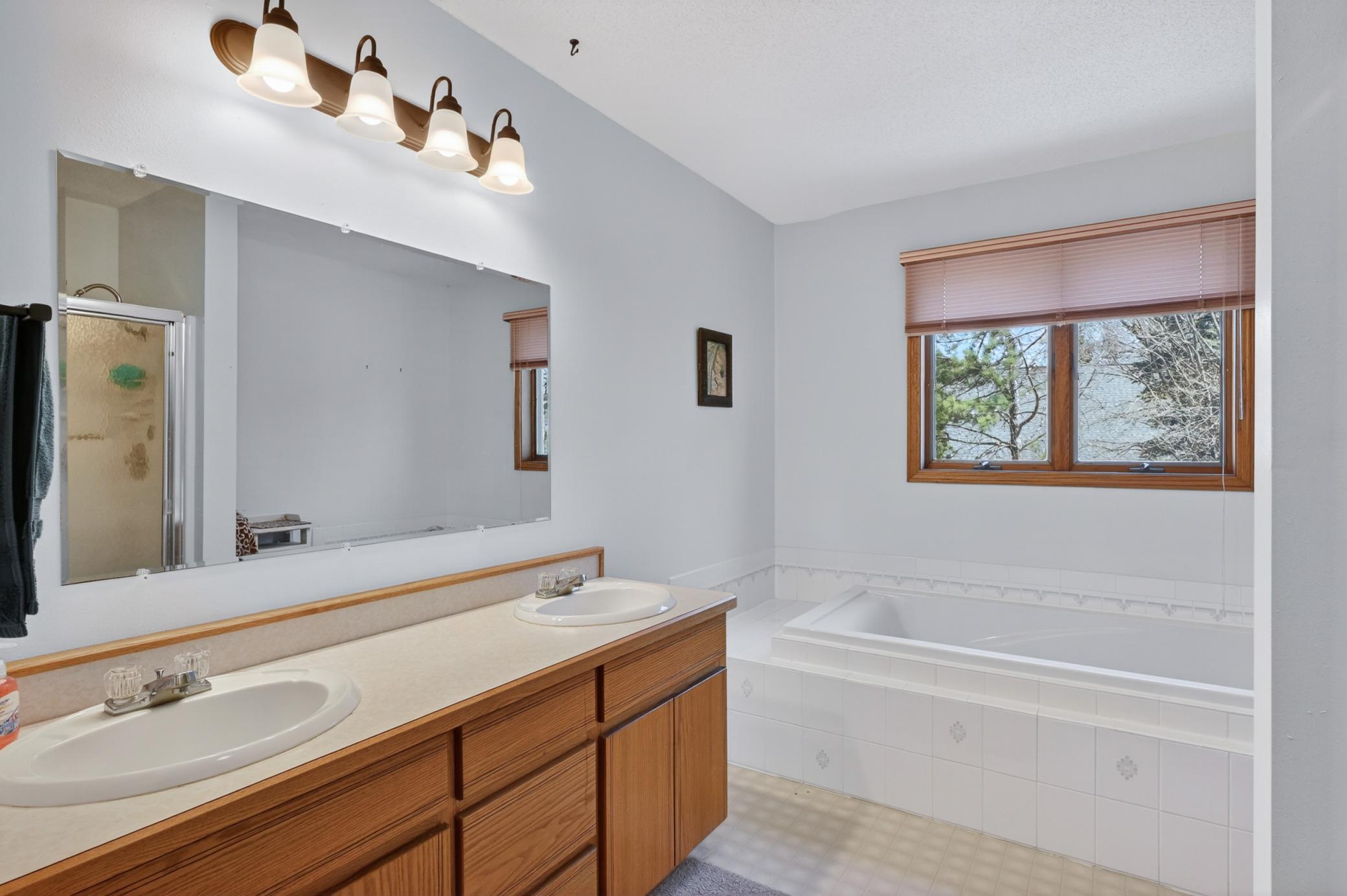 Double Sinks in Upper Level Bath