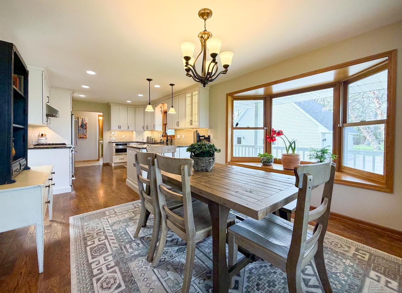 Dining area looking towards the kitchen
