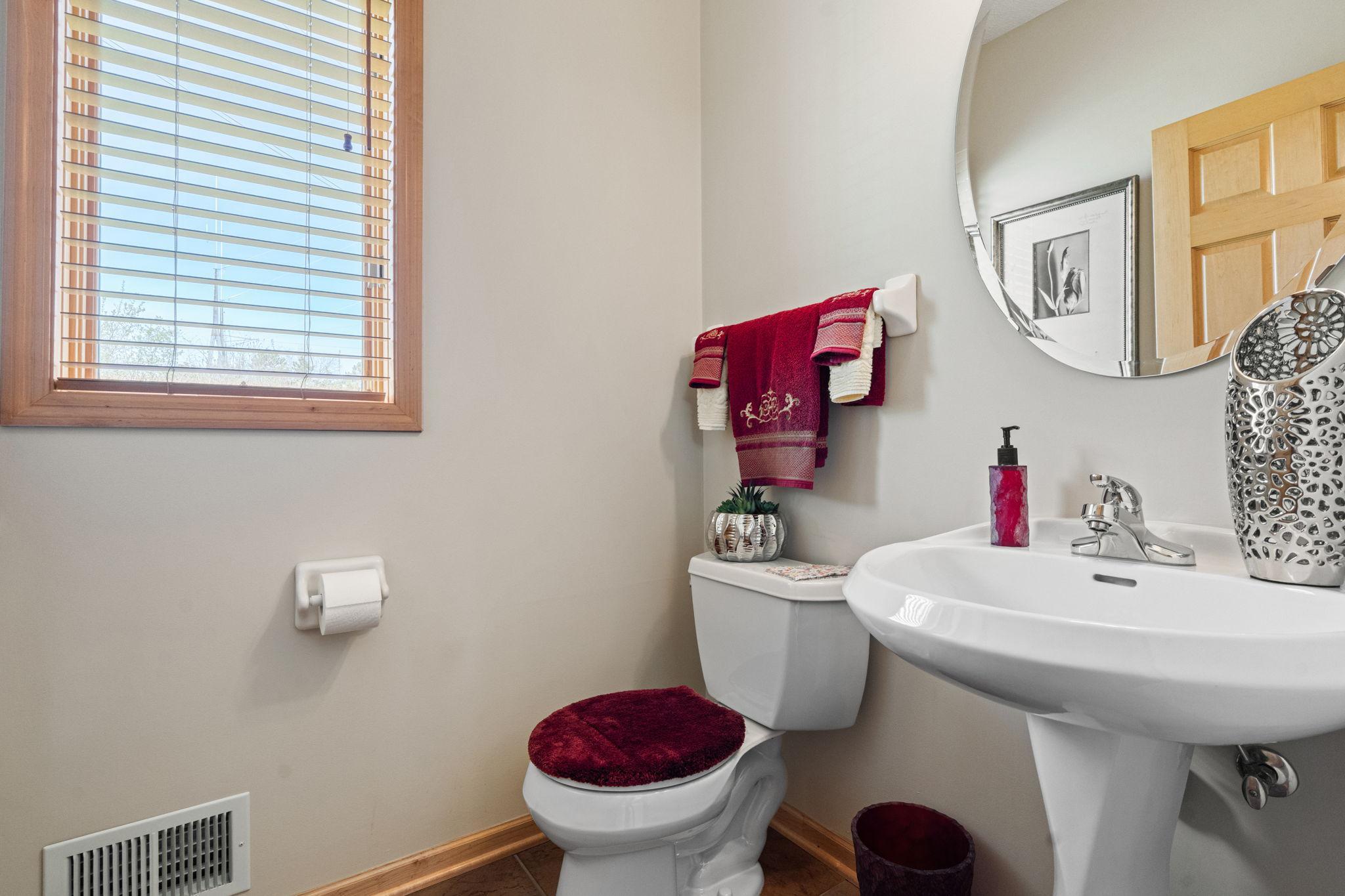 Mainfloor Powder Room