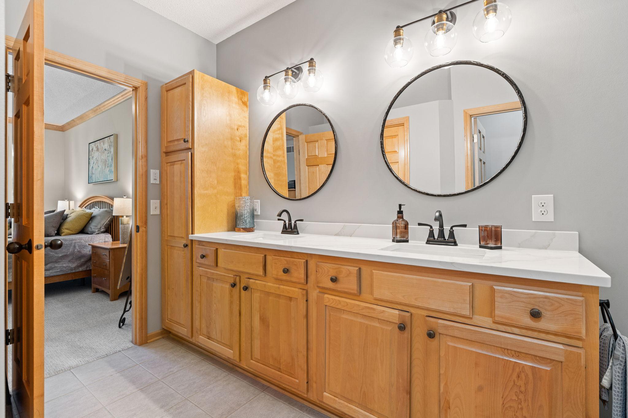 Quartz Dual Vanity Sink