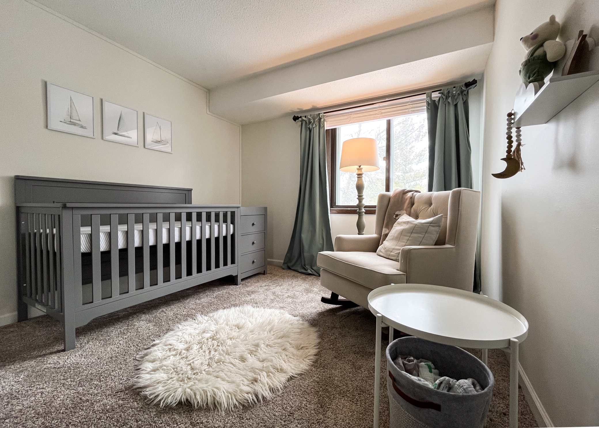 3 bedrooms on the upper level