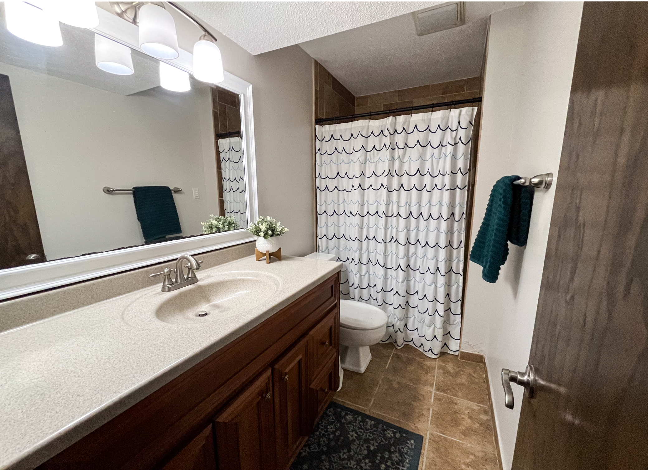 Lower level 3/4 bath