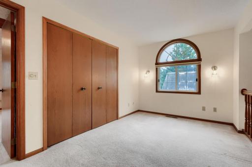 5723 Donegal Drive, Shoreview, MN 55126