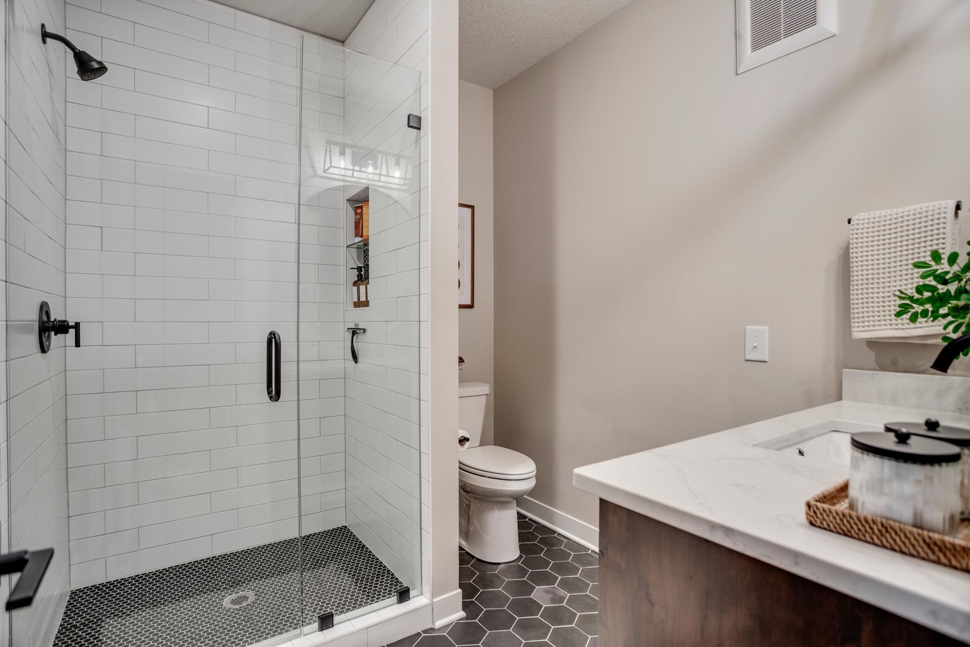 Lower-level 3/4 bath