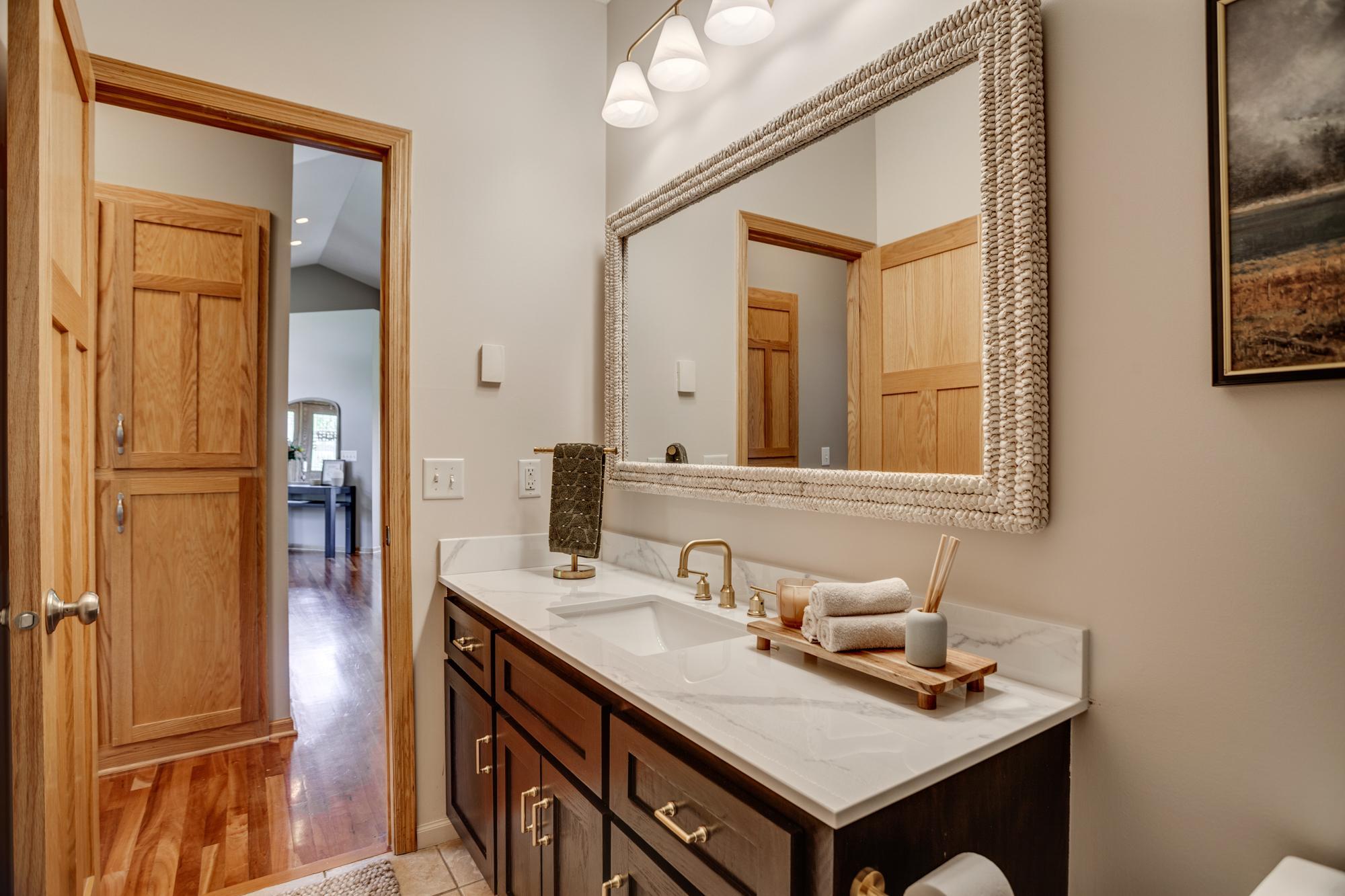Main-level full bath