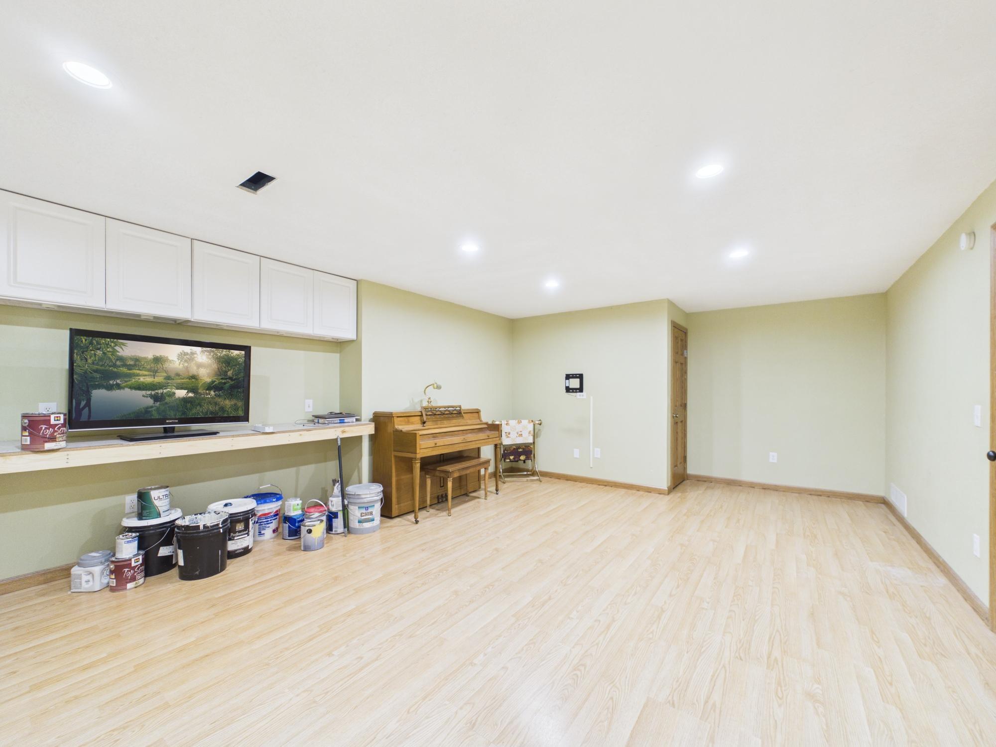 LL Craft Rm
