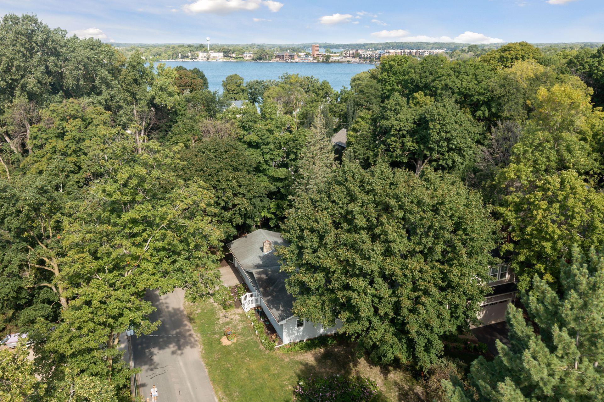 Lord Fletchers, Anna Cabana, Rockvam marina & boat rentals just steps away!