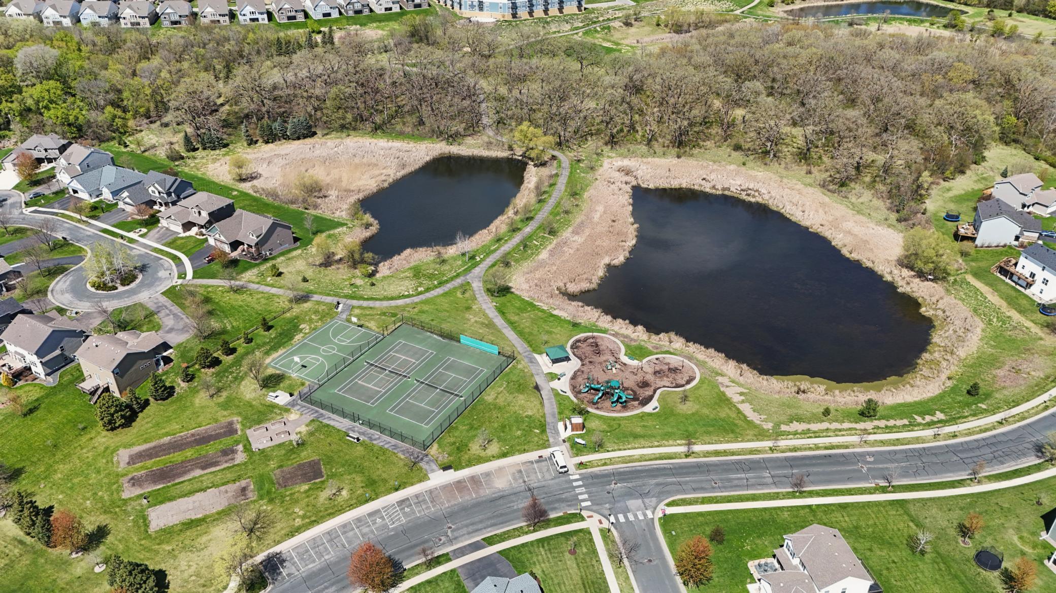 Excellent Neighborhood Amenities