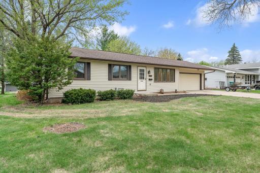 349 13th Street SW, Owatonna, MN 55060