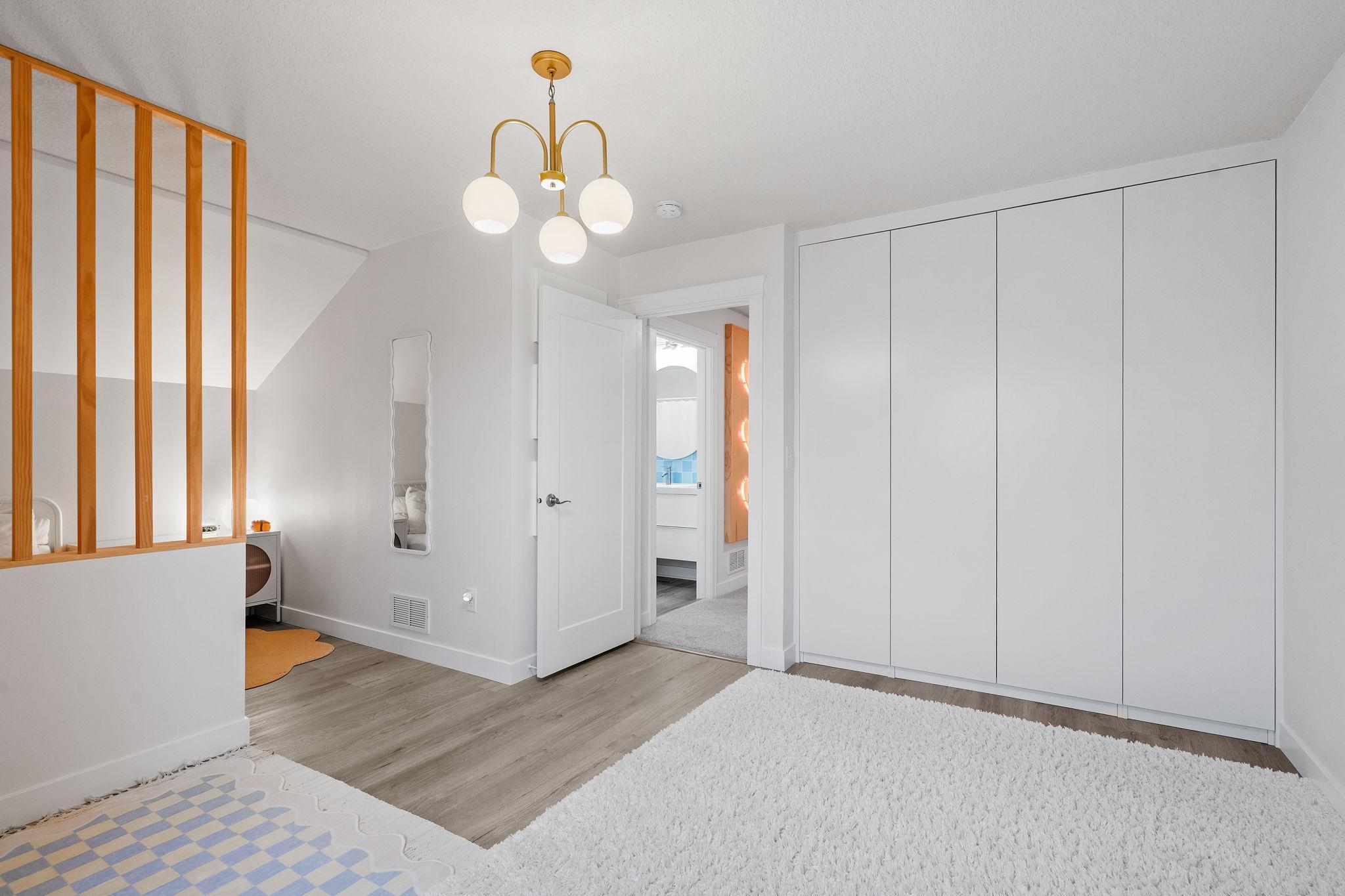 68-web-or-mls-11556 Lakewood Ct-49.jpg
