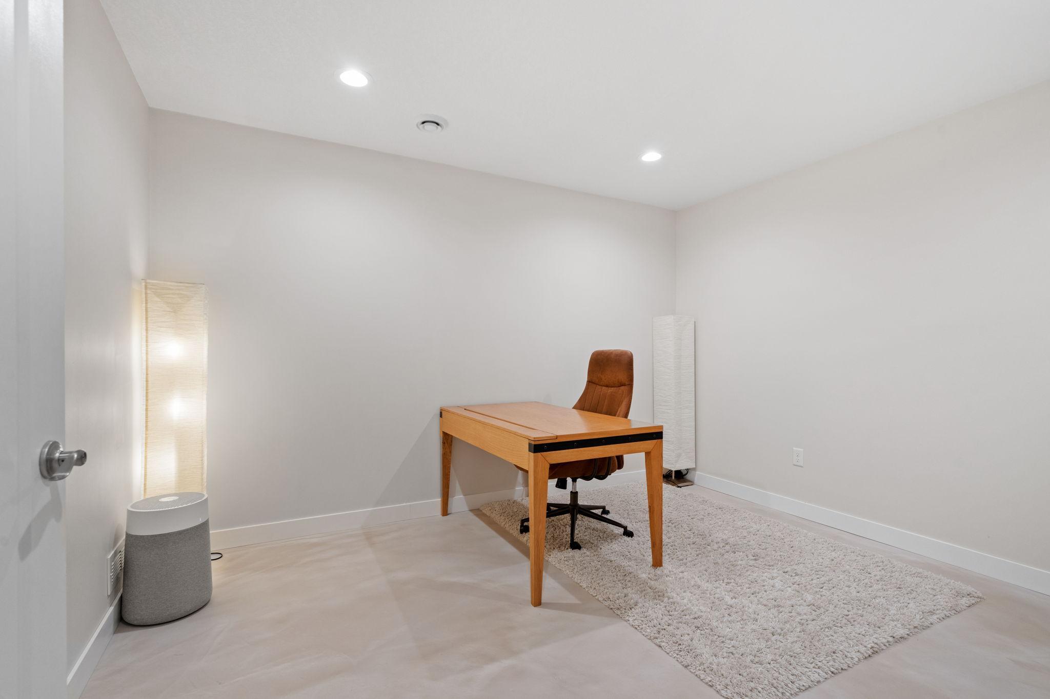 75-web-or-mls-11556 Lakewood Ct-56.jpg