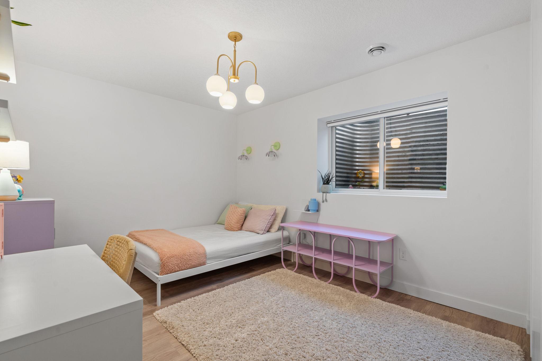 81-web-or-mls-11556 Lakewood Ct-62.jpg