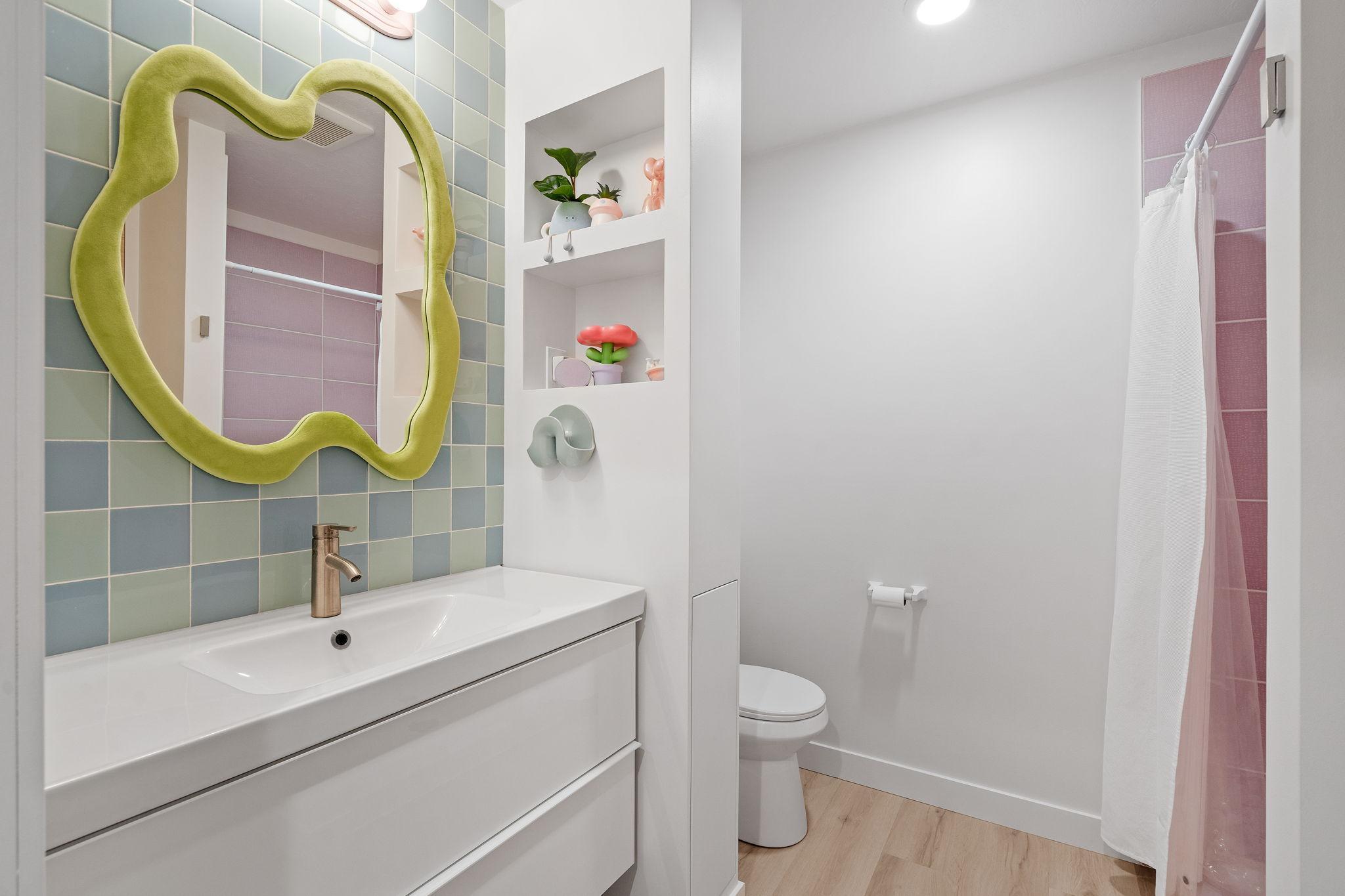 84-web-or-mls-11556 Lakewood Ct-65.jpg