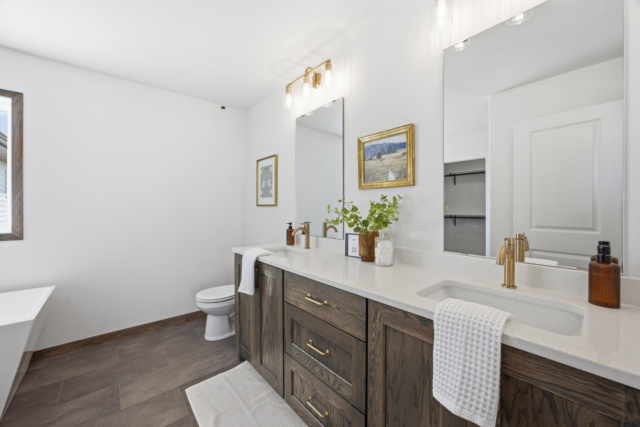 Owner's Private Bath