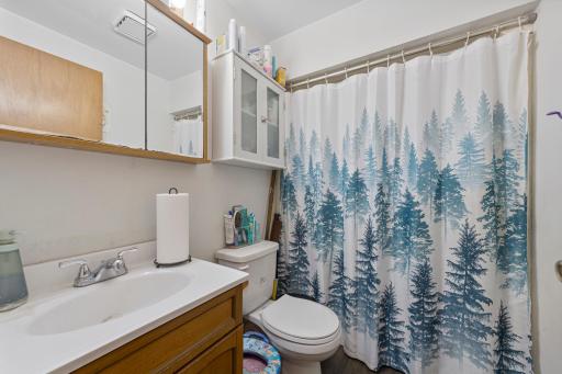 303 12th Avenue SE, Faribault, MN 55021