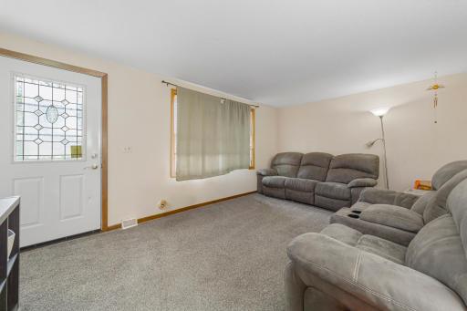 303 12th Avenue SE, Faribault, MN 55021