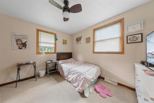 303 12th Avenue SE, Faribault, MN 55021