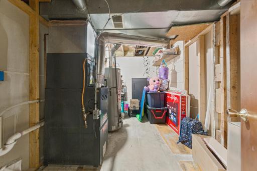 303 12th Avenue SE, Faribault, MN 55021