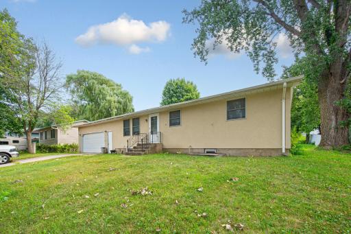 303 12th Avenue SE, Faribault, MN 55021