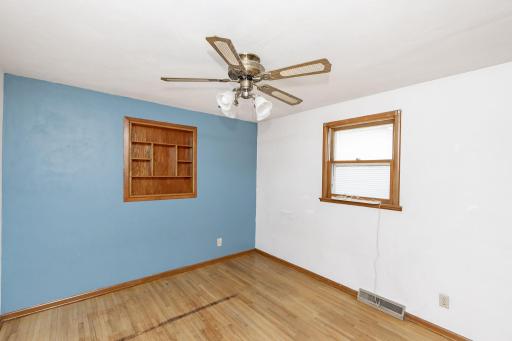 618 4th Street S, Casselton, ND 58012