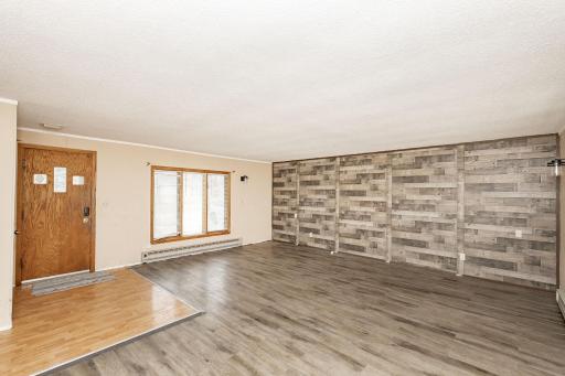 618 4th Street S, Casselton, ND 58012