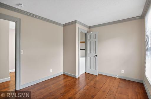10_3325_Urbandale_Ln_N_Plymouth_MN_55447_USA-Bedroom-9N0A2689.jpg