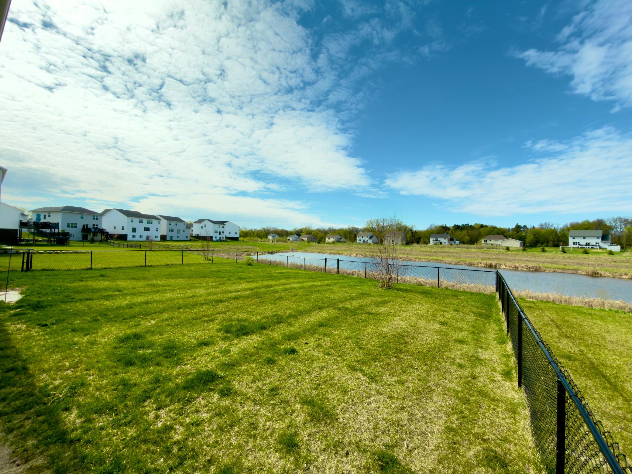 Gorgeous, private setting on the pond