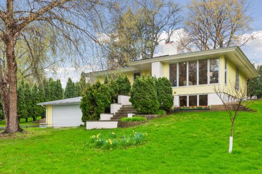 2184 Rosewood Lane N, Saint Paul, MN 55113