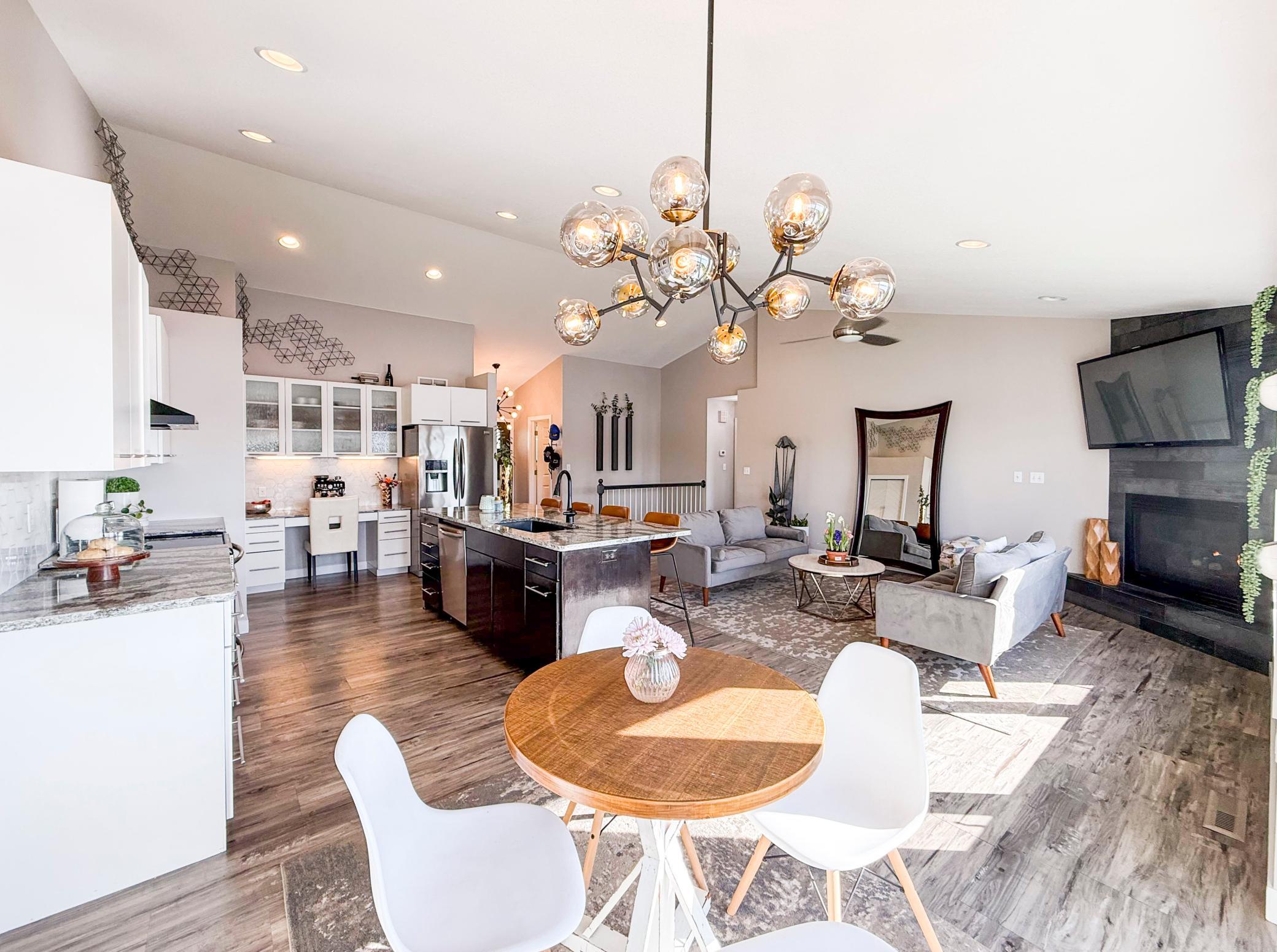 12-Sandra-Reid-Remax-Results-Rochester-MN-lake-property.jpg