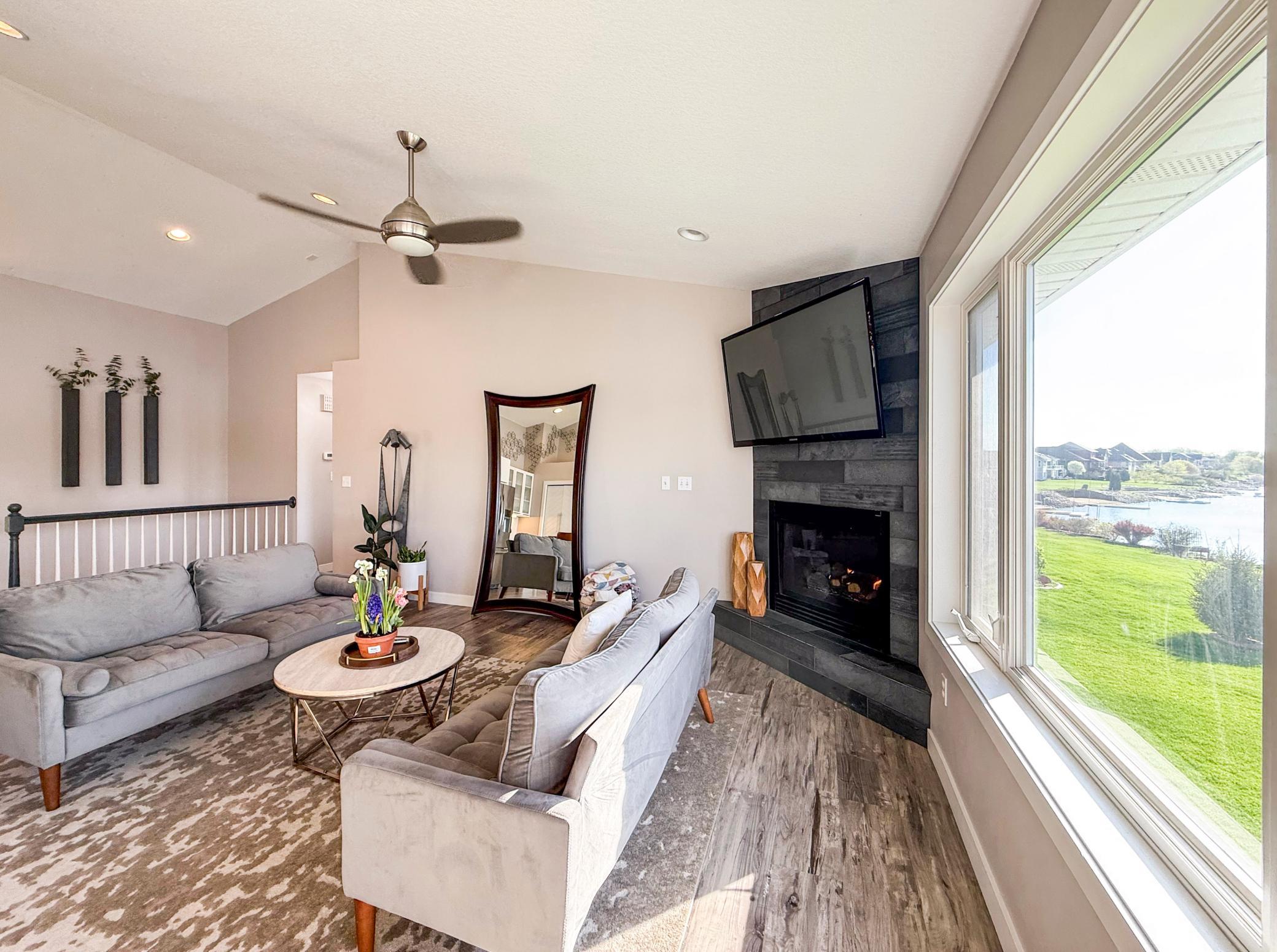 05-Sandra-Reid-Remax-Results-Rochester-MN-lake-property.jpg