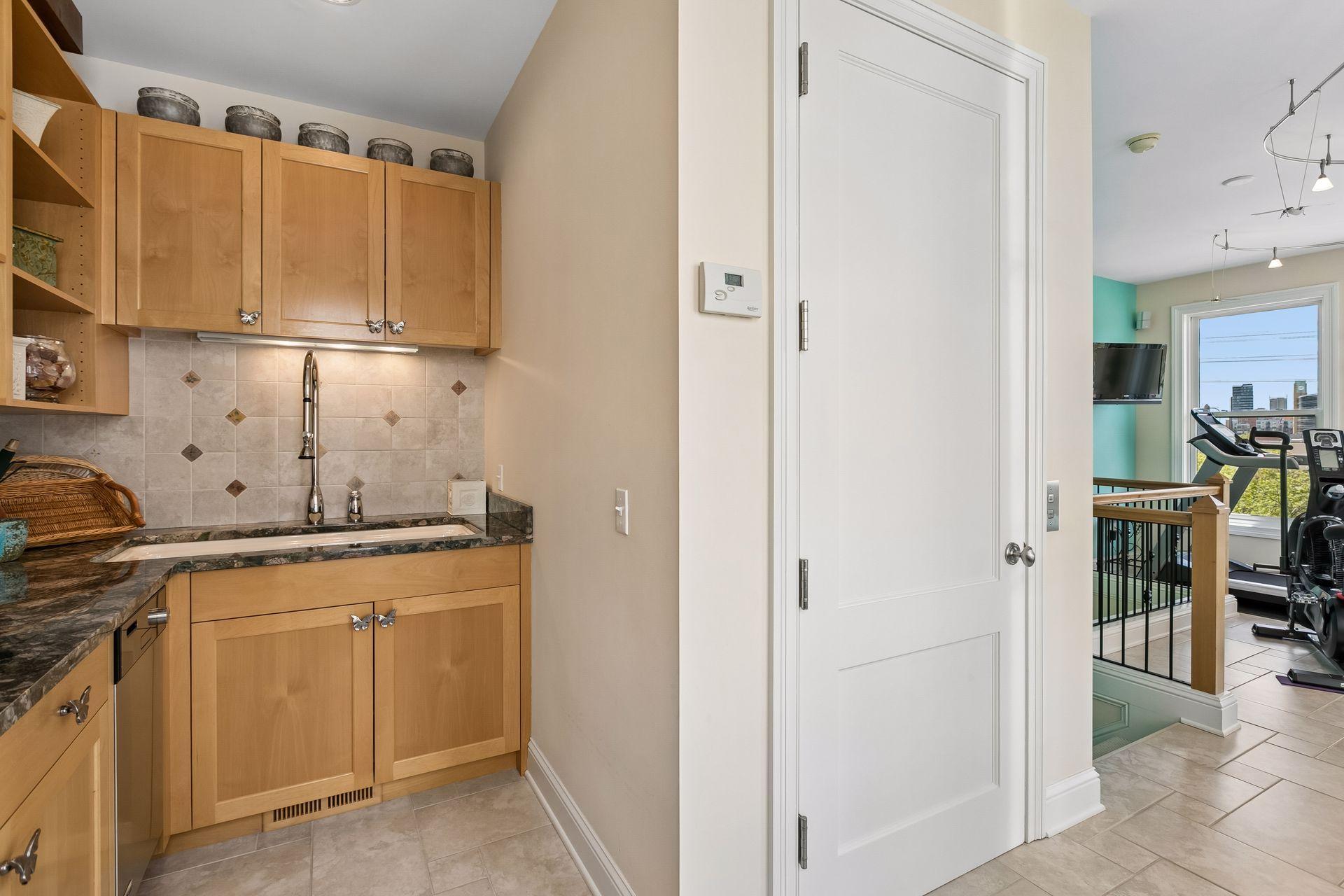 3rd level with access to elevator for ease of entertaining