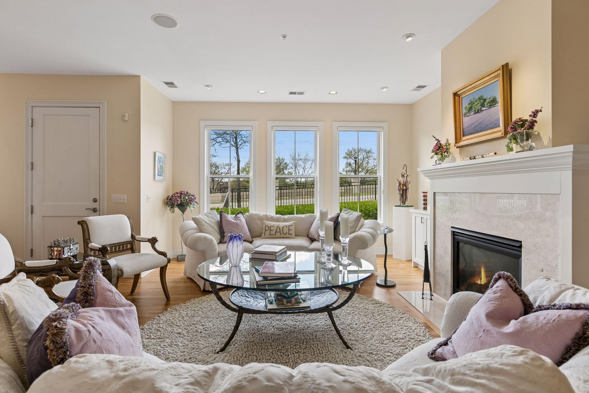 Living room with gas fireplace