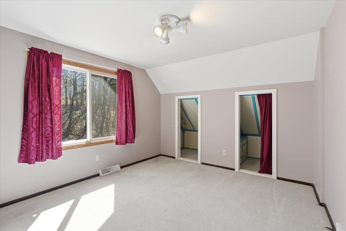 11-Bedroom 3.jpg